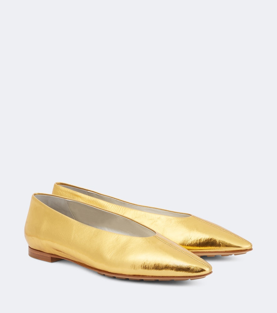 Bottega Veneta Sofia metallic leather ballet flats in Gold - Ballerina Flats