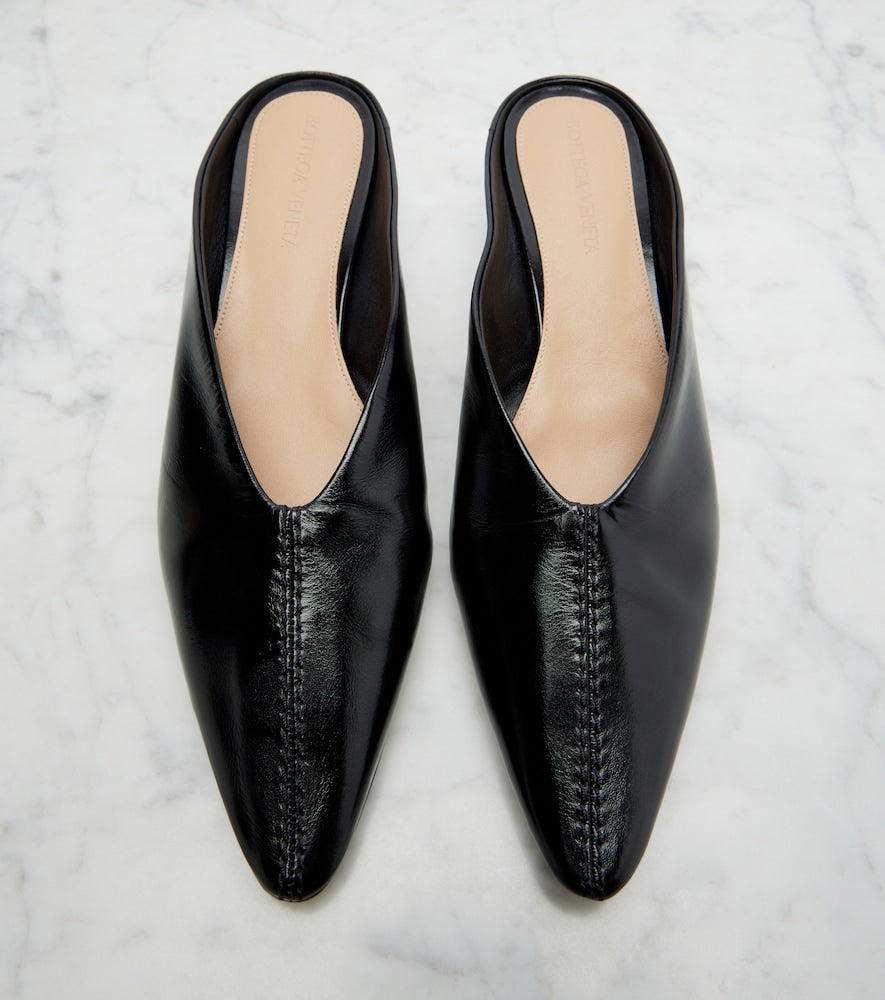 Bottega Veneta Vesta leather mules (Black) - Mid Heel Pumps