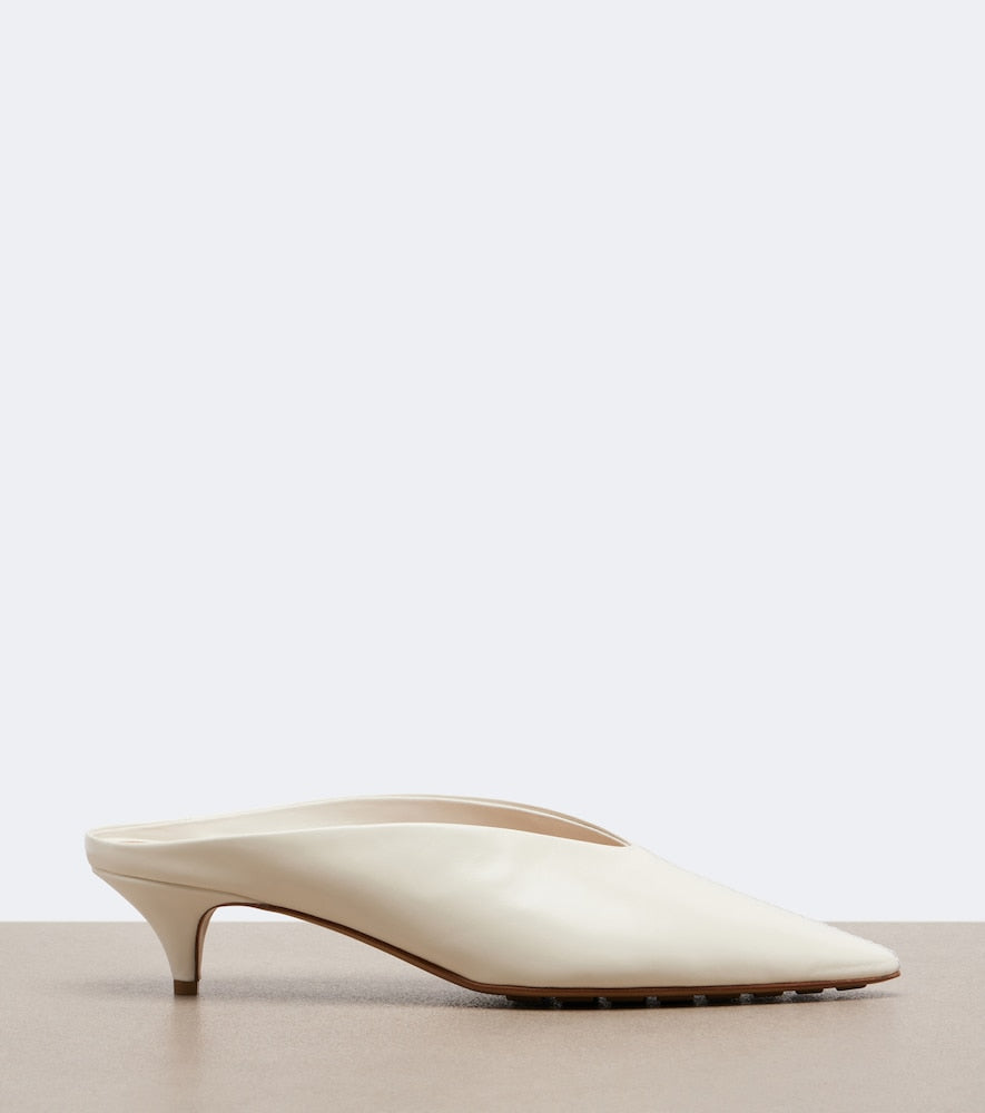 Bottega Veneta Vesta leather mules (White) - Mid Heel Pumps
