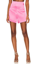 Bronx and Banco Capri Short in Pink - Short capri Bronx et Banco en rose - Bronx and Banco Capri 粉色短裤 - Bronx und Banco Capri-Shorts in Rosa - Bronx & Banco Capri 쇼츠 핑크 색상 - Bronx e Banco Capri Short in rosa