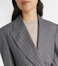 Brunello Cucinelli Double-breasted virgin wool blazer