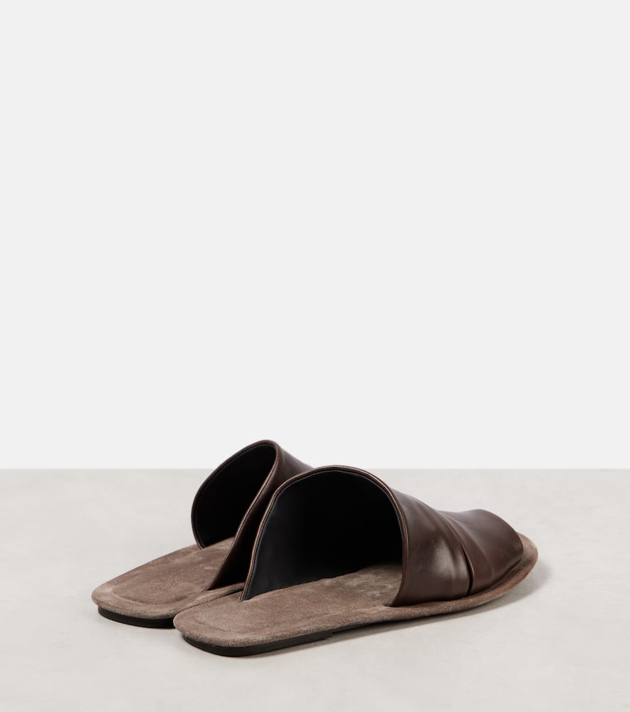 Brunello Cucinelli Ruched leather slides