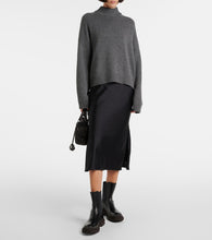 Brunello Cucinelli Satin midi skirt