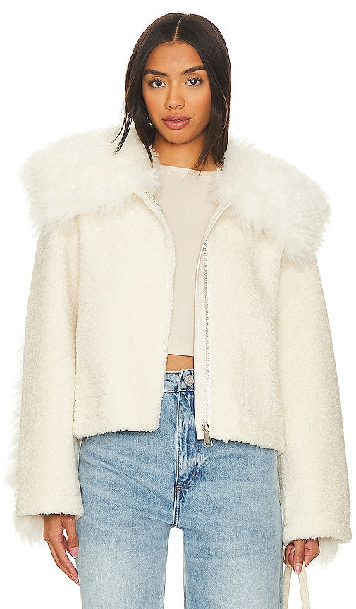 Bubish Bella Shearling Jacket in Ivory - Veste en peau lainée Bubish Bella en ivoire - Bubish Bella 象牙色剪羊毛夹克 - Bubish Bella Lammfelljacke in Elfenbein - Bubish Bella 시어링 재킷 - Giubbotto Bubish Bella in montone avorio