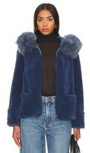 Bubish Maya Jacket in Blue - Veste Bubish Maya en bleu - Bubish Maya 蓝色夹克 - Bubish Maya Jacke in Blau - Bubish 마야 재킷 - Giacca Bubish Maya in blu