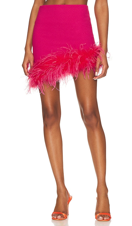 Bubish Perla Crepe Diagonal Feather Trim Skirt in Fuchsia - Jupe diagonale en crêpe Bubish Perla avec bordure en plumes, fuchsia - Bubish Perla 紫红色绉纱对角羽毛装饰半身裙 - Bubish Perla Krepprock mit diagonalem Federbesatz in Fuchsia - Bubish Perla 크레이프 사선 페더 트림 스커트 - Gonna Bubish Perla in crêpe diagonale con piume in fucsia