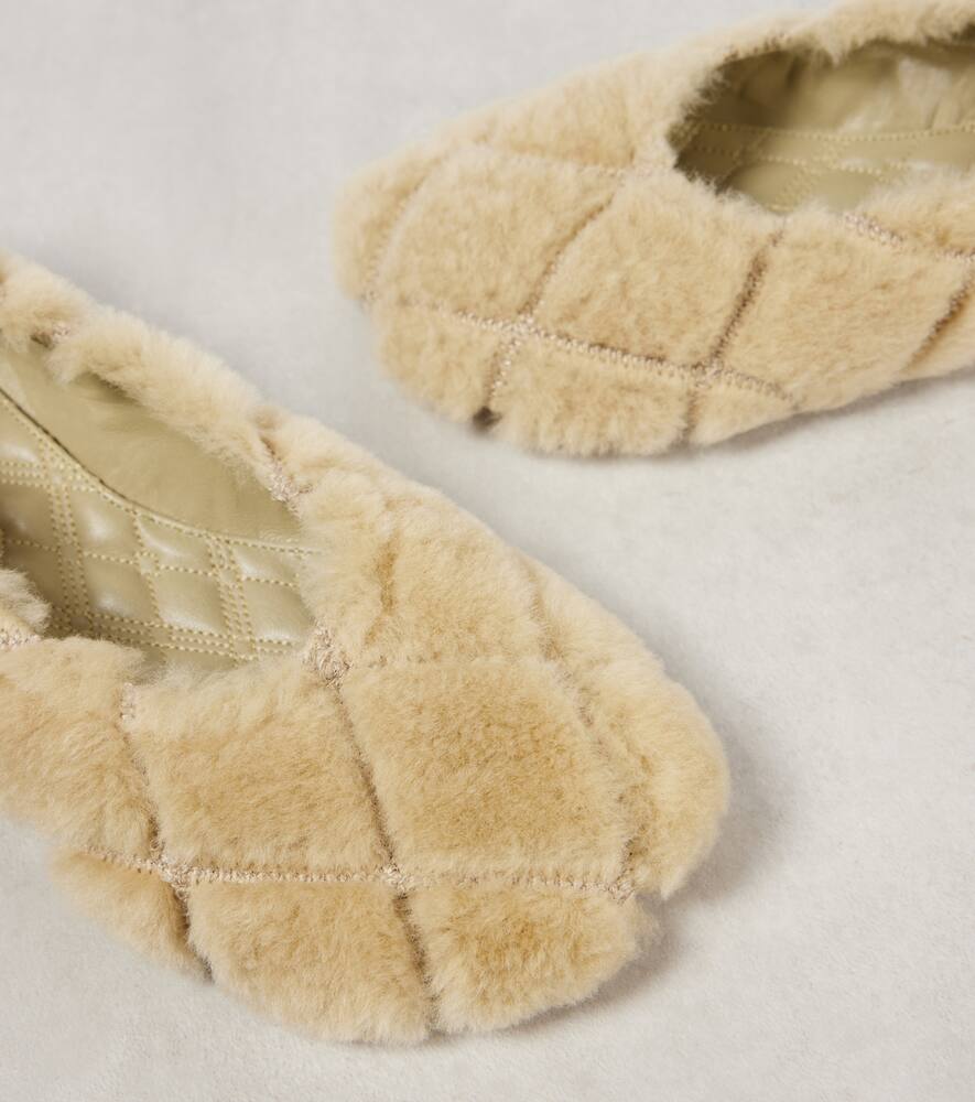 Burberry Baby quilted shearling ballet flats