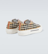 Burberry Burberry Check canvas sneakers