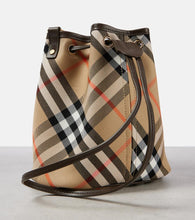 Burberry Burberry Check jacquard bucket bag