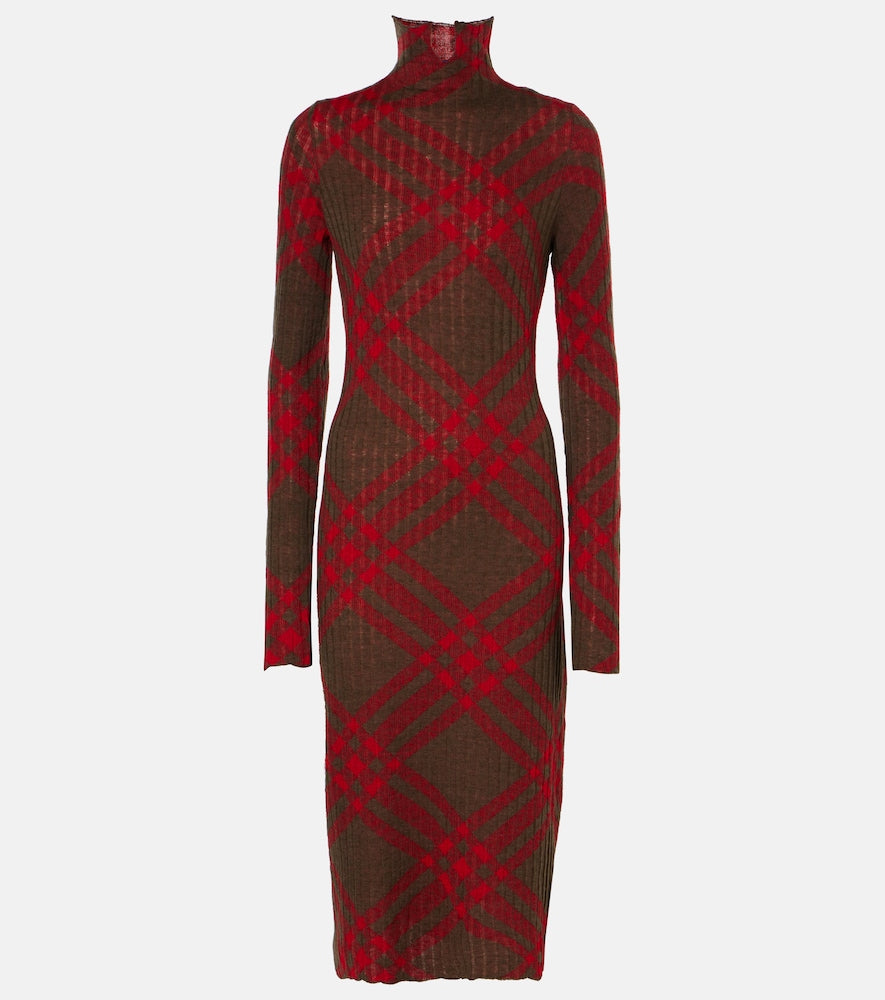 Burberry Burberry Check ribbed-knit midi dress. Burberry 格纹罗纹针织中长连衣裙