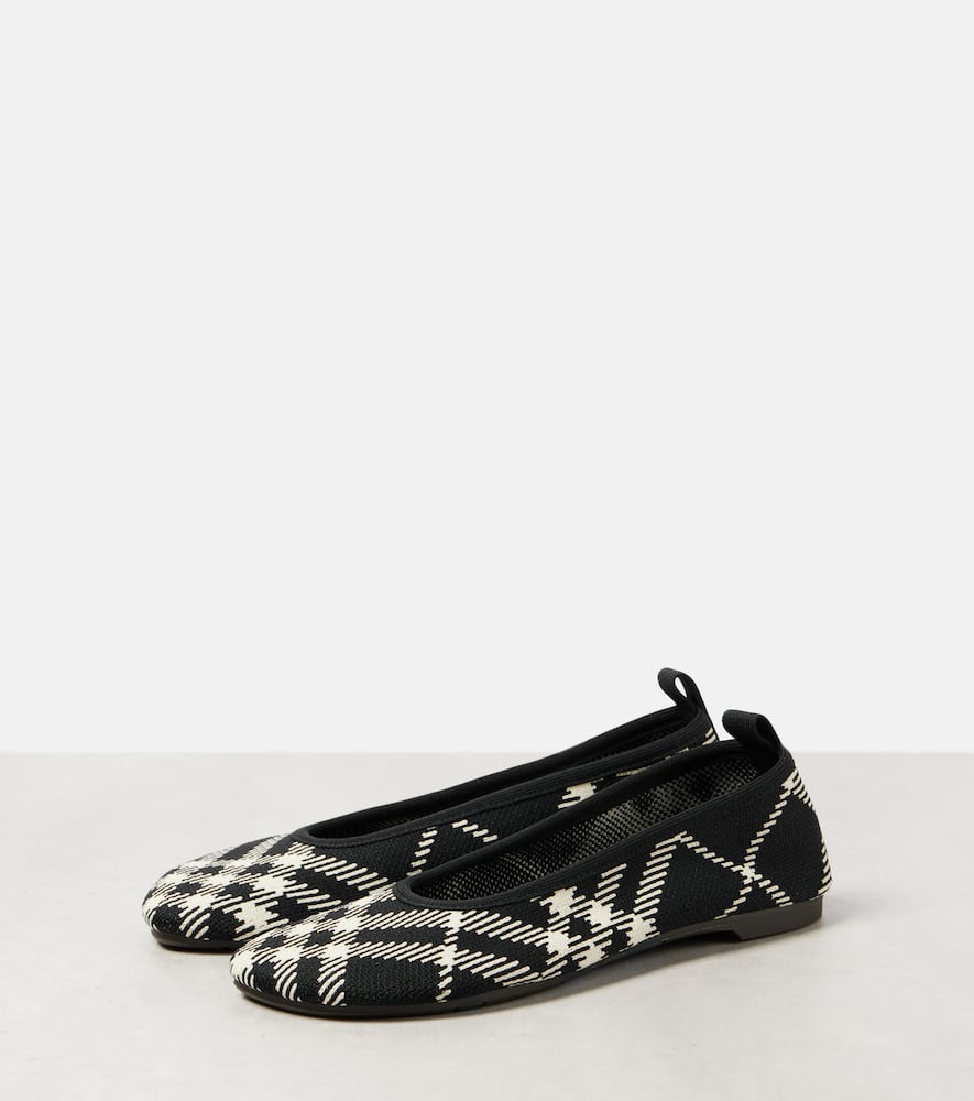 Burberry Leather ballet flats