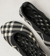 Burberry Leather ballet flats