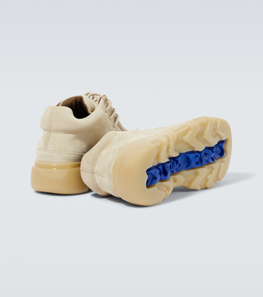 Burberry Suede desert boots