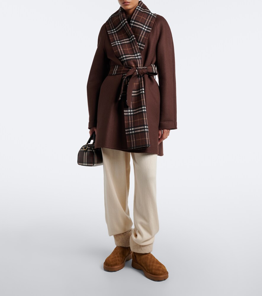 Brown Burberry Shearling-lined suede ankle boots - Flat Boots