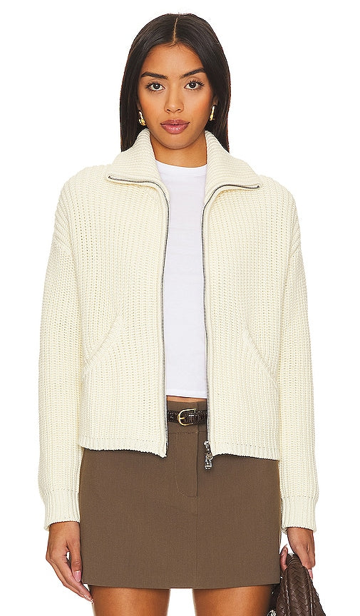 Callahan Maja Cardigan in Cream - Cardigan Callahan Maja en crème - Callahan Maja 奶油色开衫 - Callahan Maja Cardigan in Creme - Callahan Maja 가디건 - Cardigan Callahan Maja color crema