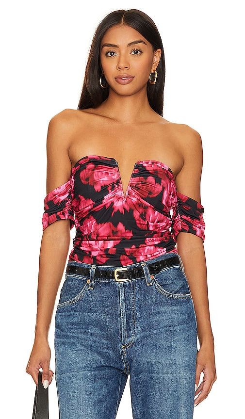 CAMI NYC Louis Bodysuit in Fuchsia - Body CAMI NYC Louis en fuchsia - CAMI NYC Louis 紫红色连体衣 - CAMI NYC Louis Body in Fuchsia - CAMI NYC 루이 바디수트 - Body CAMI NYC Louis in fucsia