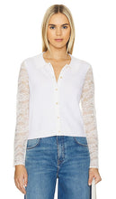 CAMI NYC Priscilla Cardigan in White - Cardigan Priscilla CAMI NYC en blanc - CAMI NYC Priscilla 白色开衫 - CAMI NYC Priscilla Cardigan in Weiß - CAMI NYC 프리실라 가디건 화이트 색상 - Cardigan CAMI NYC Priscilla in bianco