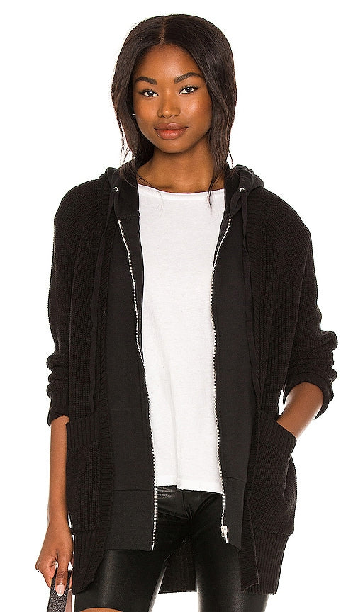 Central Park West Reed Dickie Cardigan in Black - Central Park West - Reed Dickie - Cardigan noir - Central Park West Reed Dickie 黑色开衫 - Central Park West Reed Dickie Cardigan in Schwarz - Central Park West 리드 디키 가디건 블랙 색상 - Cardigan Dickie di Central Park West Reed in nero