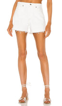 Citizens of Humanity Marlow Vintage Fit Short in White - Citizens of Humanity - Marlow - Short coupe vintage - Blanc - Citizens of Humanity Marlow 白色复古合身短裤 - Citizens of Humanity Marlow Vintage Fit Short in Weiß - Citizens of Humanity 말로우 빈티지 핏 쇼트 화이트 색상 - Pantaloncini vintage Marlow di Citizens of Humanity in bianco