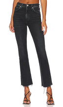 Citizens of Humanity Isola Cropped Boot in Black - Citizens of Humanity - Isola - Bottine courte - Noir - Citizens of Humanity Isola 黑色短靴 - Citizens of Humanity Isola Kurzstiefel in Schwarz - Citizens of Humanity 이솔라 크롭 부츠 블랙 색상 - Stivale corto Citizens of Humanity Isola in nero