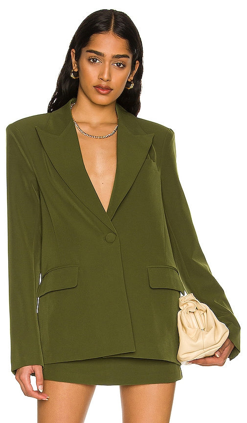 Camila Coelho Morena Blazer in Army - Camila Coelho Morena Blazer dans l'armée - Camila Coelho Morena 军装西装外套 - Camila Coelho Morena Blazer in der Armee - Camila Coelho Morena 블레이저 군용 - Camila Coelho Morena Blazer in stile militare