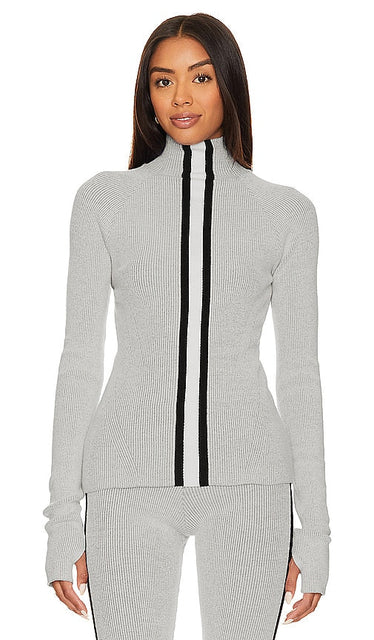 CORDOVA Soelden Turtleneck Top in Grey - CORDOVA Haut à col roulé Soelden en gris - CORDOVA Soelden 灰色高领上衣 - CORDOVA Sölden Rollkragenoberteil in Grau - CORDOVA Soelden 터틀넥 탑그레이 색상 - Top a collo alto CORDOVA Soelden in grigio