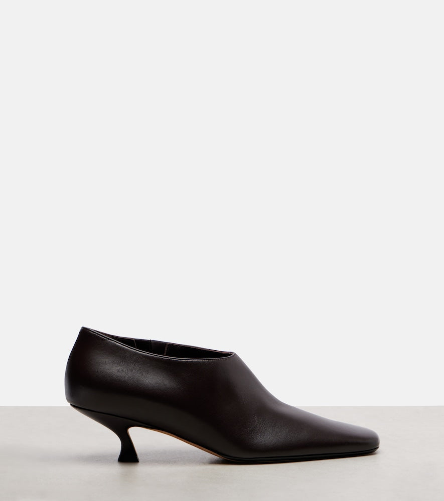 Calvin Klein Collection Anna leather pumps