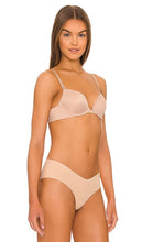 Calvin Klein Underwear Calvin Klein Liquid Touch Push Up Plunge Bra in Nude