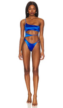 Camila Coelho Daia One Piece in Royal - Camila Coelho Daia One Piece en Royal - 卡米拉·科埃略·戴亚 (Camila Coelho Daia) 皇家海贼王 - Camila Coelho Daia Einteiler in Royal - Camila Coelho DIA 원피스 로얄 - Camila Coelho Daia One Piece in Royal