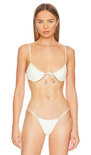 Camila Coelho Franny Top in Ivory - Camila Coelho Haut Franny en ivoire - Camila Coelho Franny 象牙色上衣 - Camila Coelho Franny Top in Elfenbein - Camila Coelho Franny 탑 - Camila Coelho Franny Top in avorio