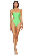 Camila Coelho Jisa One Piece in Green - Camila Coelho Jisa une pièce en vert - 卡米拉·科埃略·吉萨 (Camila Coelho Jisa) 绿色一件单品 - Camila Coelho Jisa Einteiler in Grün - Camila Coelho JISA 원피스 - Camila Coelho Jisa Costume intero in verde