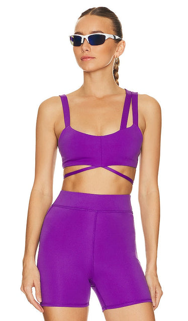 Camila Coelho Marcia Sports Bra in Purple - Camila Coelho Soutien-gorge de sport Marcia en violet - Camila Coelho Marcia 紫色运动文胸 - Camila Coelho Marcia Sport-BH in Lila - Camila Coelho Marcia 스포츠 브라, 퍼플 색상 - Reggiseno sportivo Camila Coelho Marcia in viola