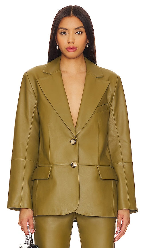 Camila Coelho Rhodes Oversized Leather Blazer in Olive - Camila Coelho Rhodes Blazer surdimensionné en cuir olive - Camila Coelho Rhodes 橄榄色超大皮革西装外套 - Camila Coelho Rhodes Übergroßer Lederblazer in Oliv - Camila Coelho Rhodes 올리브 오버사이즈 가죽 블레이저 - Blazer in pelle oversize Camila Coelho Rhodes color oliva