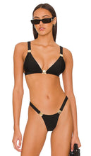 Camila Coelho Viviana Top in Black - Camila Coelho Haut Viviana en Noir - Camila Coelho Viviana 黑色上衣 - Camila Coelho Viviana Top in Schwarz - Camila Coelho Viviana 탑 - Camila Coelho Viviana Top in nero