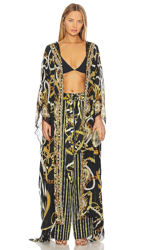 Camilla Robe in Black - Robe Camilla en Noir - 卡米拉黑色长袍 - Camilla Robe in Schwarz - Camilla 로브 블랙 색상 - Veste Camilla in nero