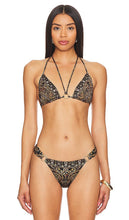 Camilla Triangle Top in Multi - Haut triangle Camilla en multicolore - Camilla 多色三角上衣 - Triangel-Oberteil „Camilla“ in Multi - Camilla 트라이앵글 탑 - Top a triangolo Camilla in multicolor