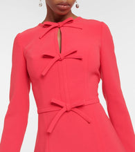 Carolina Herrera Bow-detail crêpe gown