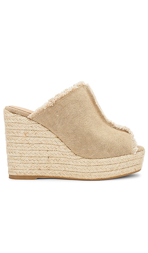 Castaner Fatima Wedge in Tan - Castaner Fatima Wedge en beige - 黄褐色 Castaner Fatima 坡跟鞋 - Castaner Fatima Wedge in Hellbraun - Castaner 파티마 웨지 탠 색상 - Zeppa Castaner Fatima color marrone chiaro