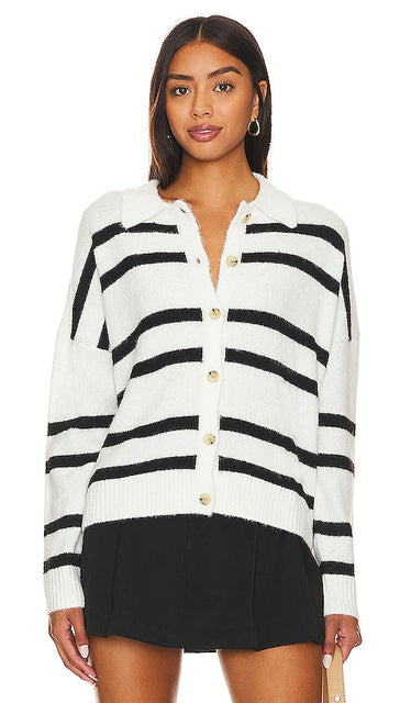 Central Park West Bobbie Button Up in White - Central Park West - Bobbie boutonné en blanc - 中央公园西区 Bobbie Button Up 白色 - Central Park West Bobbie Button-Up in Weiß - Central Park West Bobbie 버튼업 화이트 색상 - Bobbie Button Up di Central Park West in bianco