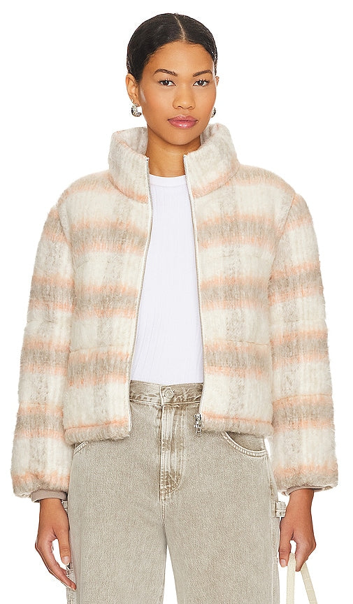 Central Park West Finley Plaid Puffer in Ivory - Doudoune à carreaux Central Park West Finley en ivoire - Central Park West 象牙色 Finley 格纹羽绒服 - Central Park West Finley Plaid Puffer in Elfenbein - Central Park West Finley 플레이드 퍼퍼 - Piumino scozzese Central Park West Finley color avorio