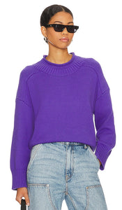 Central Park West Remi Roll Neck Sweater in Purple - Central Park West Remi - Pull à col roulé violet - Central Park West Remi 紫色高领毛衣 - Central Park West Remi Rollkragenpullover in Lila - Central Park West 레미 롤 넥 스웨터퍼플 색상 - Maglione a collo alto Remi di Central Park West in viola