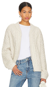 Central Park West Savannah Zip Up Sweater in Ivory - Central Park West Savannah - Pull zippé en ivoire - Central Park West Savannah 象牙色拉链毛衣 - Central Park West Savannah Reißverschlusspullover in Elfenbein - Central Park West Savannah 집업 스웨터아이보리 색상 - Maglione con zip Central Park West Savannah in avorio