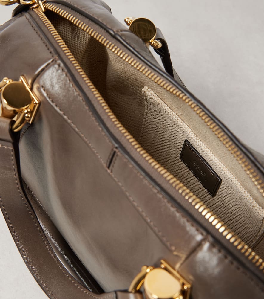 Chloe Paraty 24 Small leather tote bag