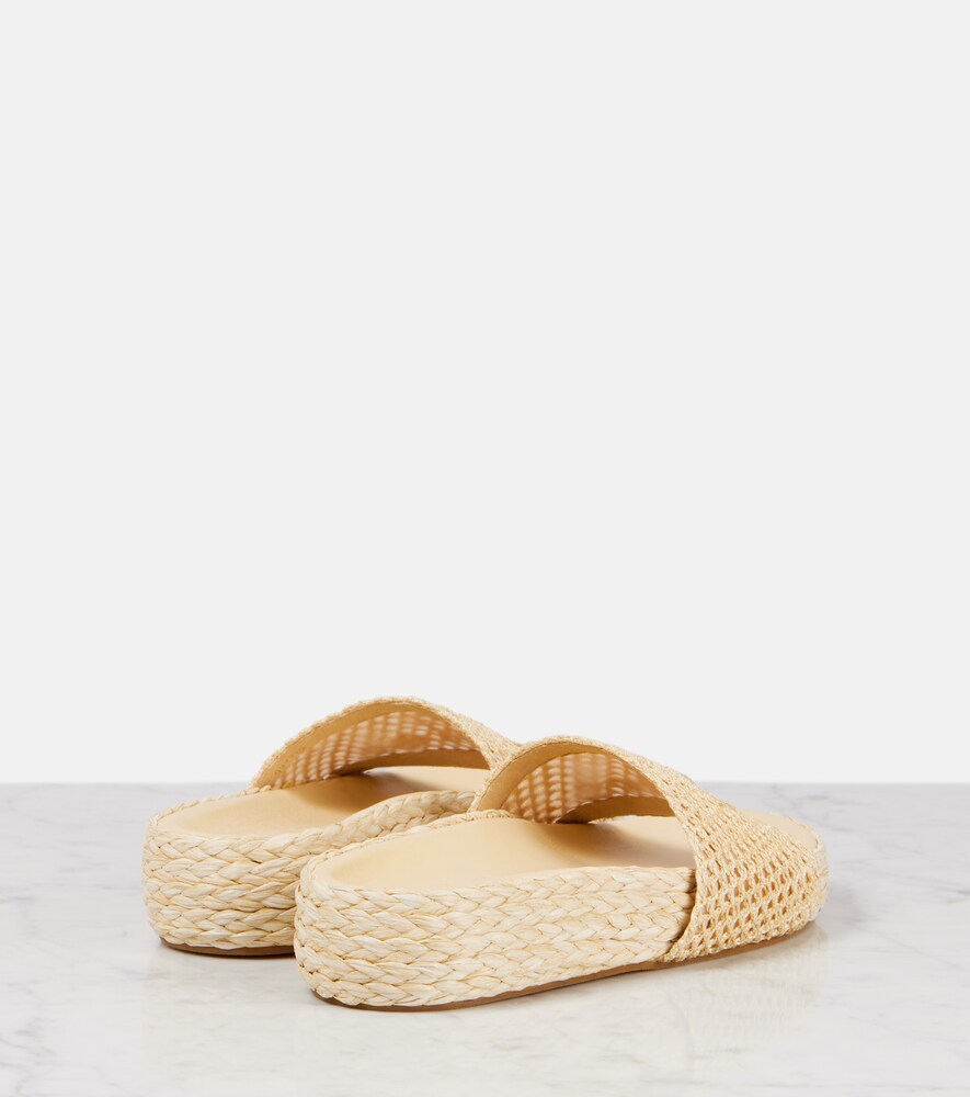 Chloe Isla raffia-effect slides in Beige - Flat Sandals