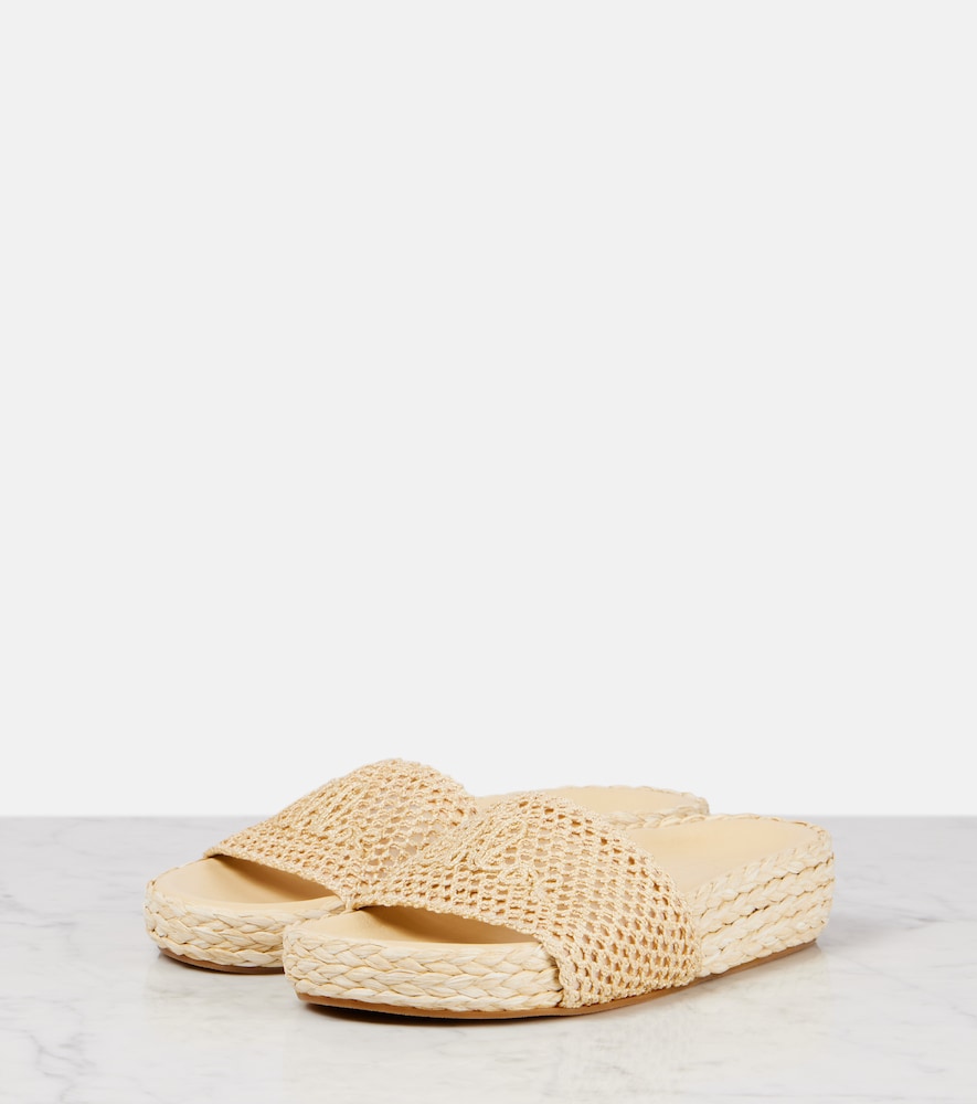 Chloe Isla raffia-effect slides in Beige - Flat Sandals