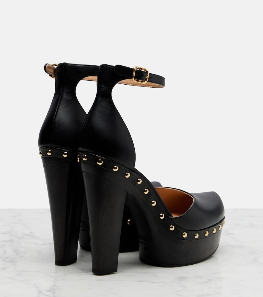 Chloe Lola studded leather platform pumps in Black - High-Heel Pumps