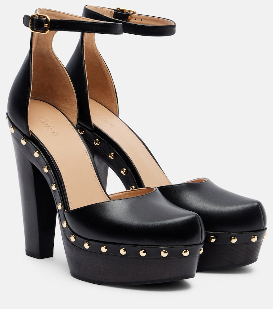 Chloe Lola studded leather platform pumps in Black - High-Heel Pumps