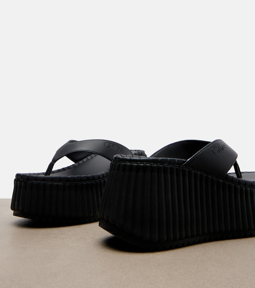 Chloe Nama leather platform thong sandals - Black Mid Heel Sandals