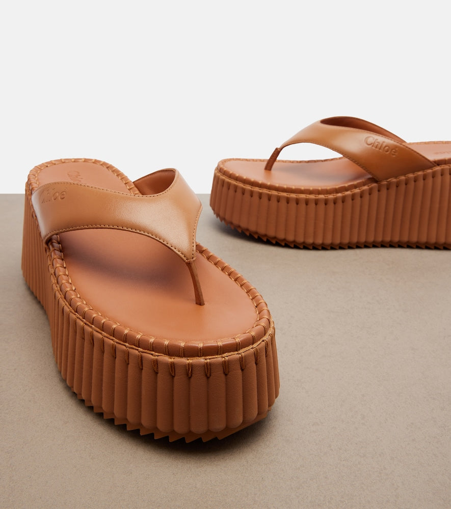 Chloe Nama leather platform thong sandals in Brown - Flat Sandals
