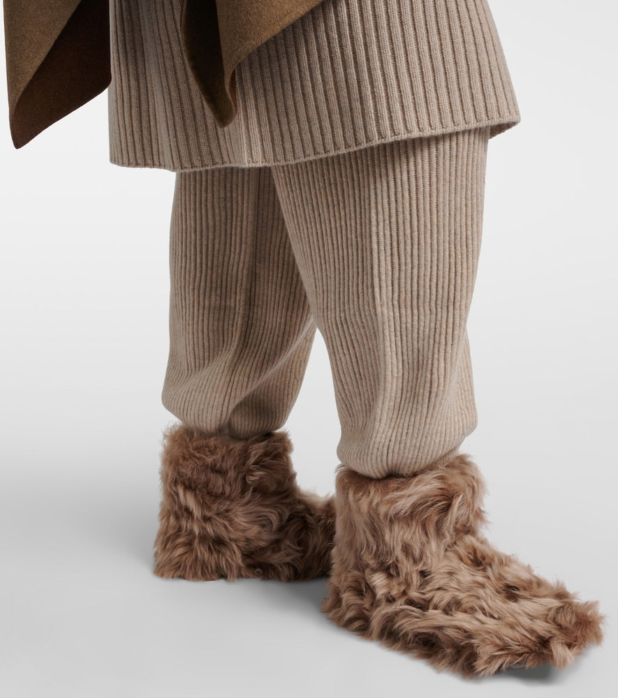 Christen Big shearling ankle boots (Beige) - Flat Boots